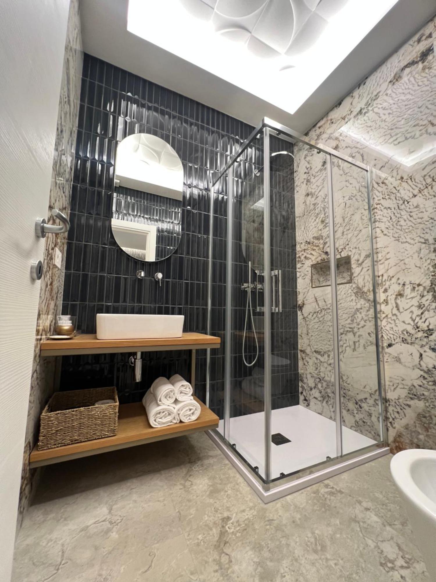 Elegant Rooms 斯培西亚 外观 照片