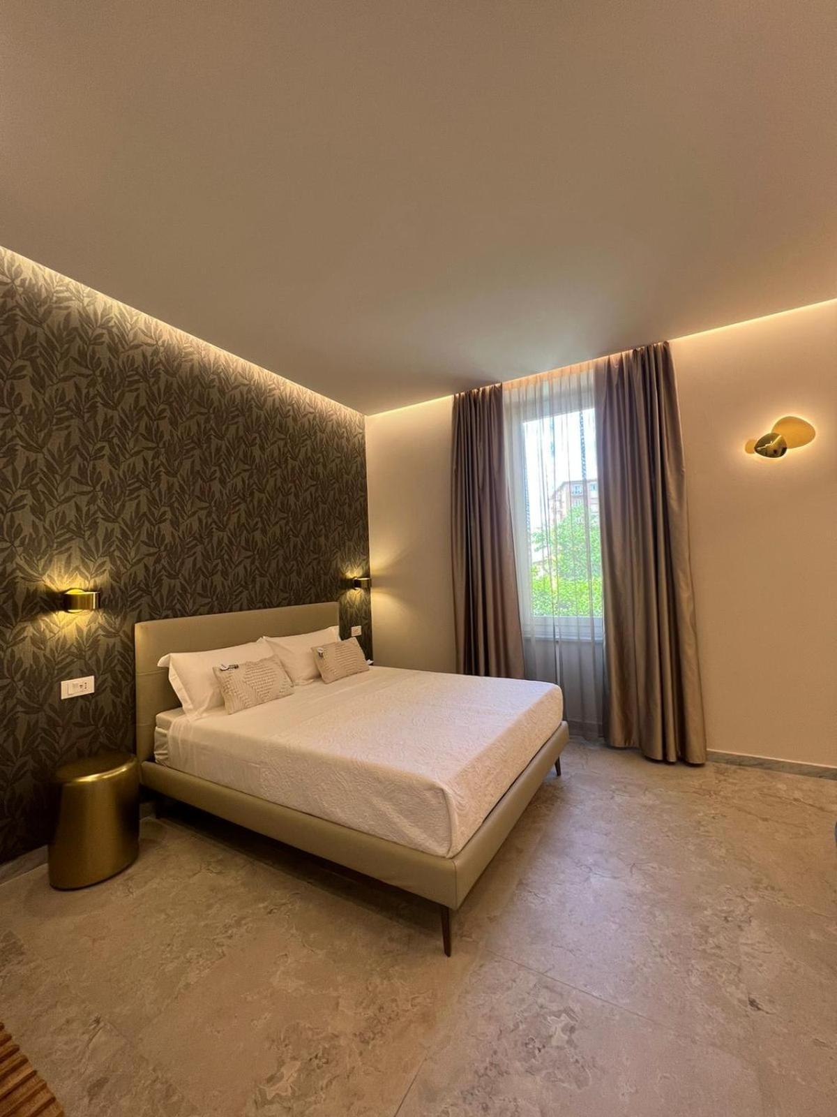 Elegant Rooms 斯培西亚 外观 照片