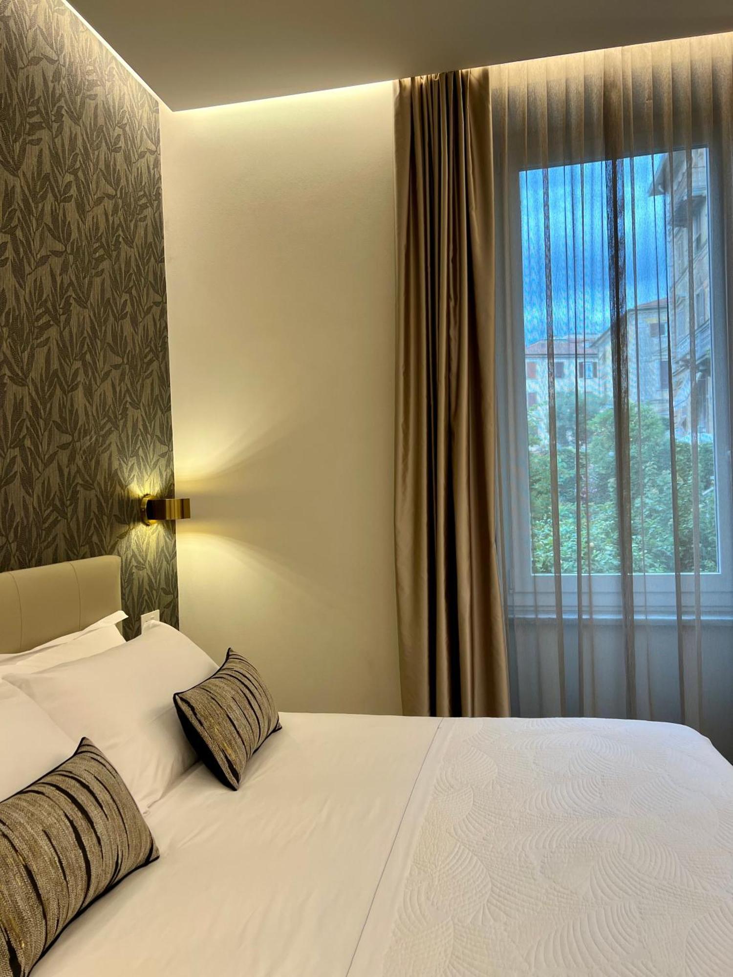 Elegant Rooms 斯培西亚 外观 照片